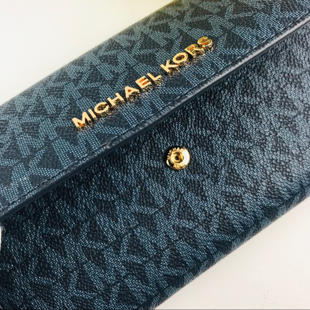Authentic Michael Kors Jet Set Trifold Long Wallet - Picture 5 of 8